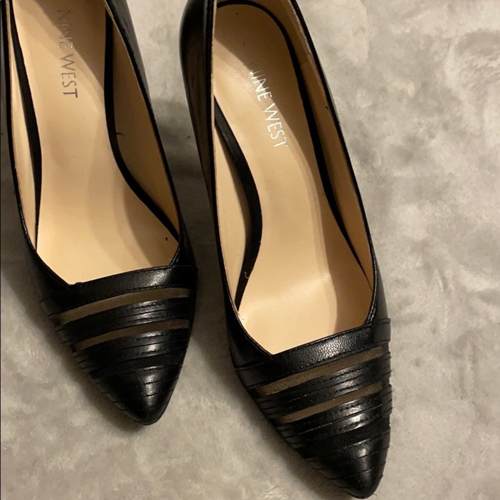 Heels - Picture 2 of 3